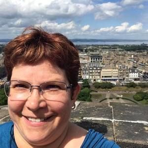 Meet your Posher, Jennifer